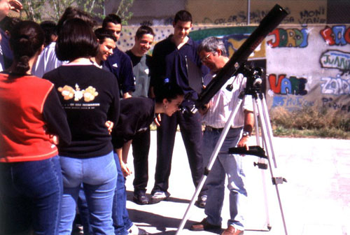 ASTRONOM&Iacute;A ITINERANTE COSMOFISICA